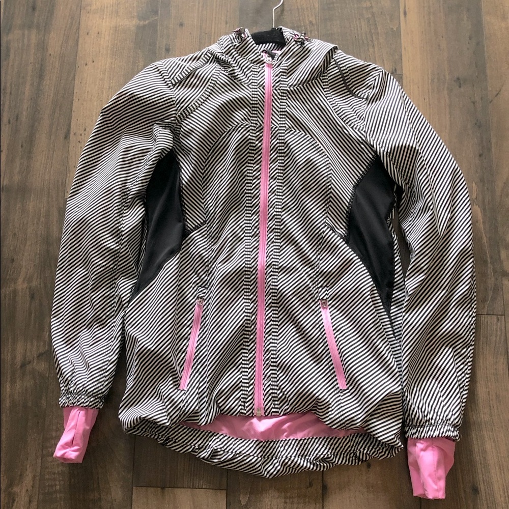 Lululemon Seawheeze 2014 Downtime Jacket
